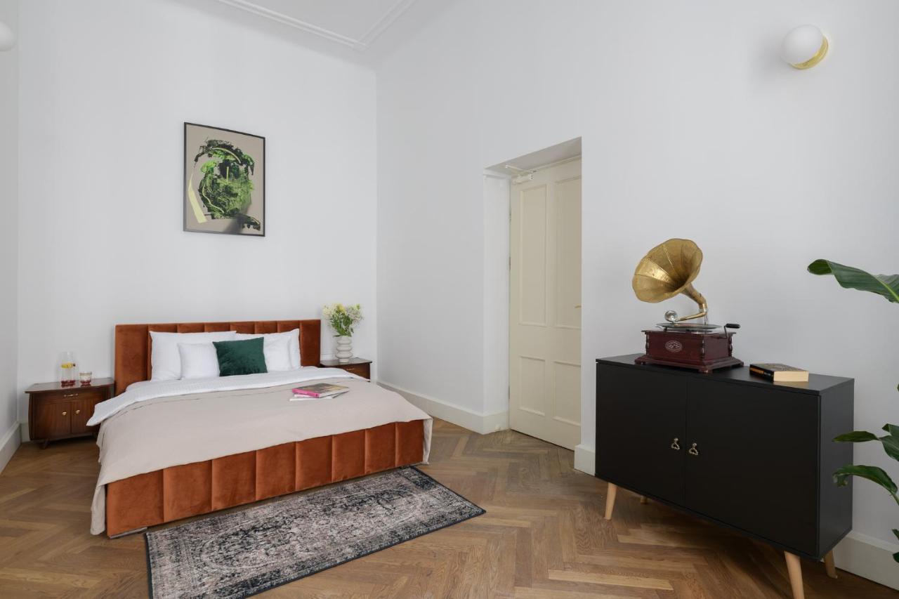 Oomph Koszyki Luxurious Apartments Varşova Dış mekan fotoğraf